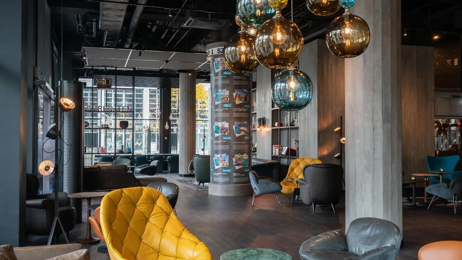 Motel One Berlin-Spittelmarkt 3*, Berlin