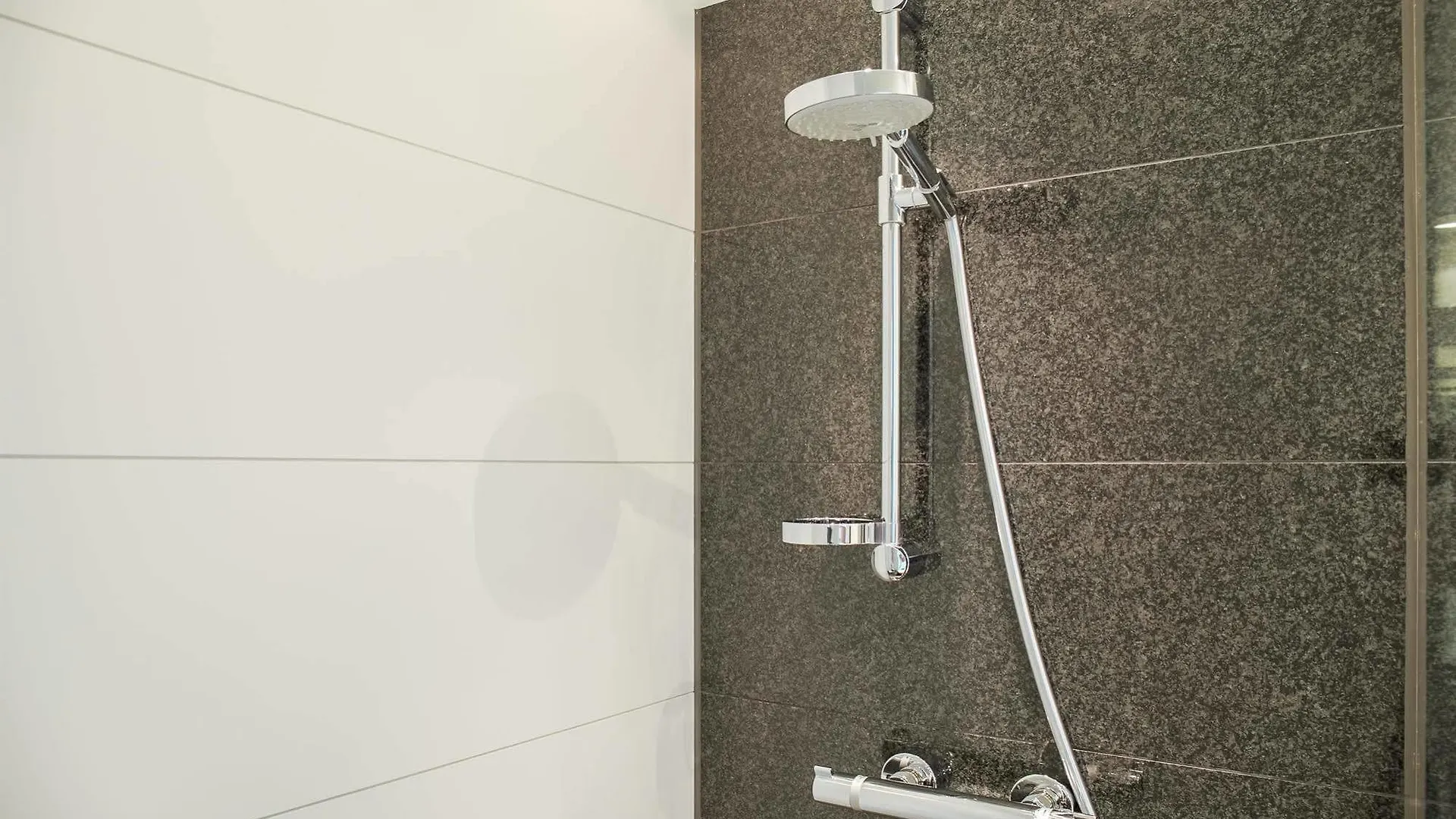 Motel One Berlin-Spittelmarkt 3*, Berlin