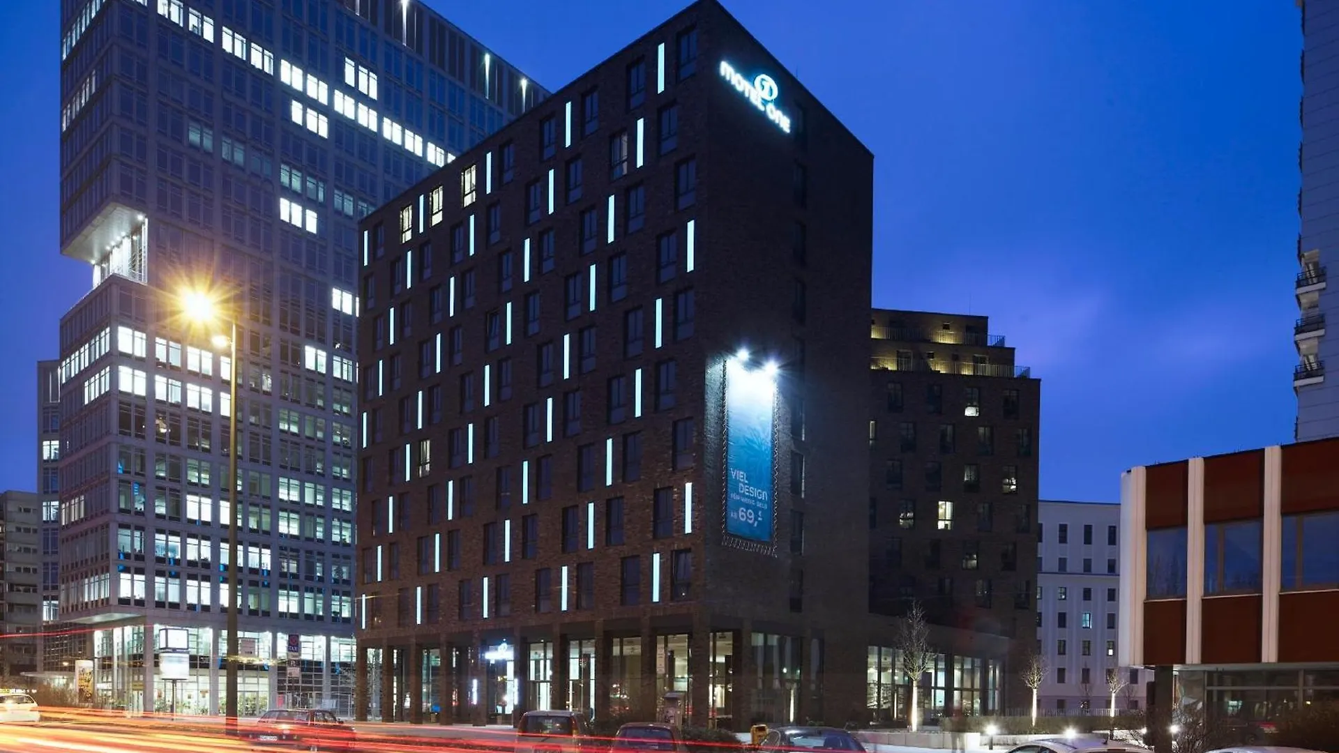 Motel One Berlin-Spittelmarkt 3*, Berlin
